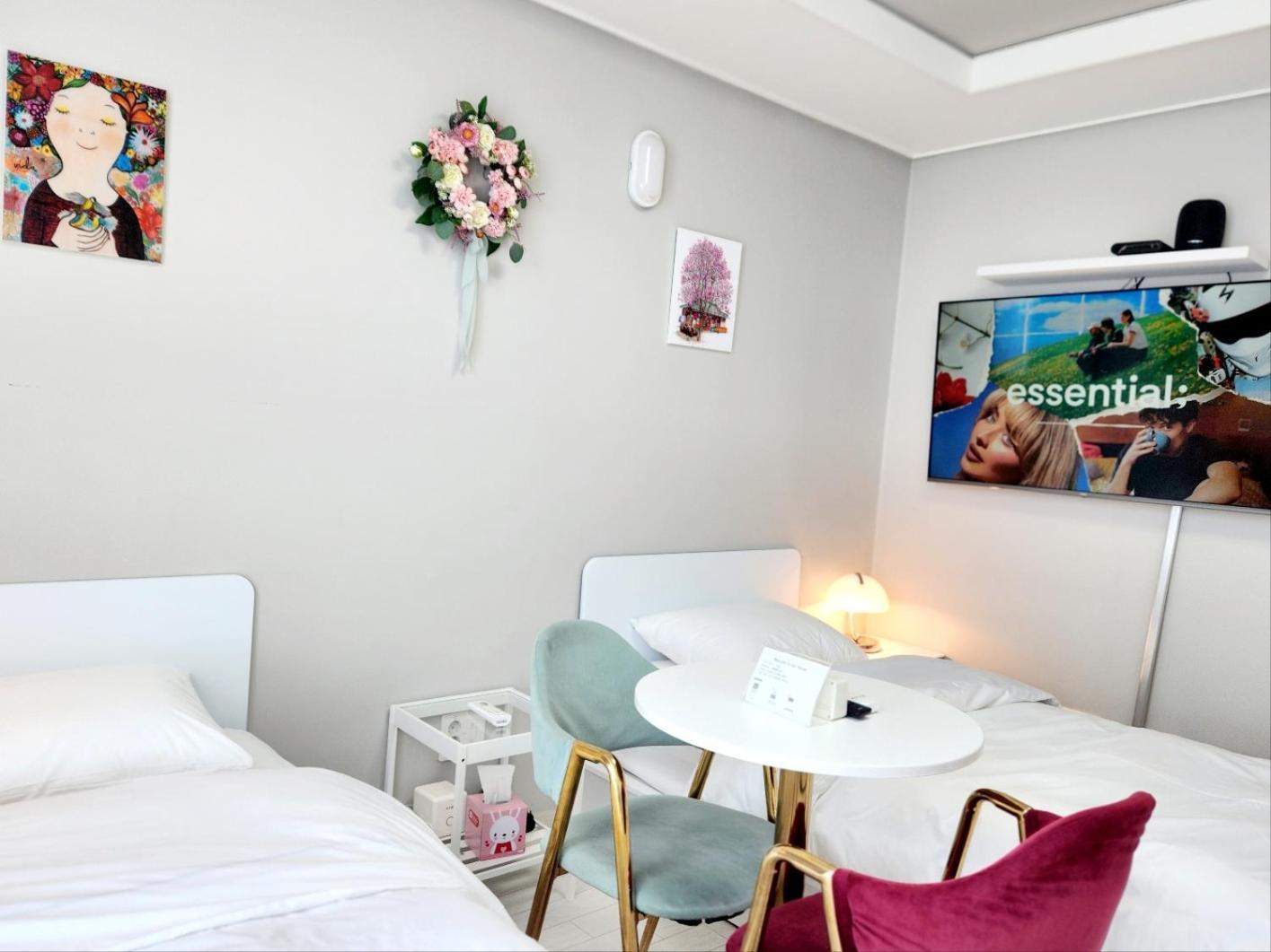 Daegu Star B&B Dsr Hotel Lily Guestroom Room photo