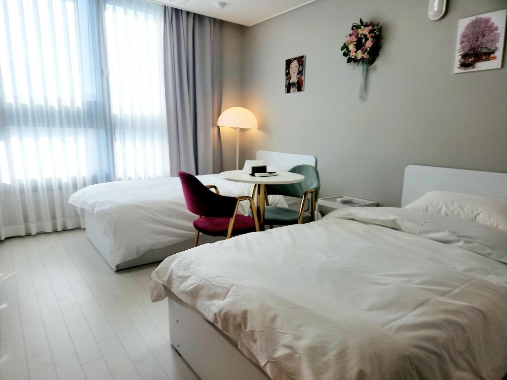 Daegu Star B&B Dsr Hotel Lily Guestroom Room photo